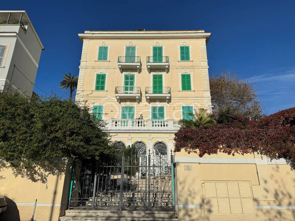 Appartamento in vendita ad Anzio riviera Zanardelli, 125