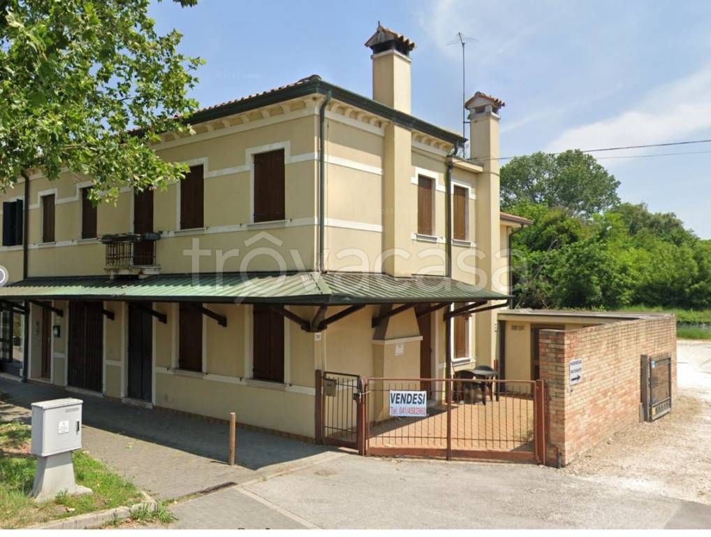 Villa Bifamiliare in vendita a Venezia via Terraglio, 350