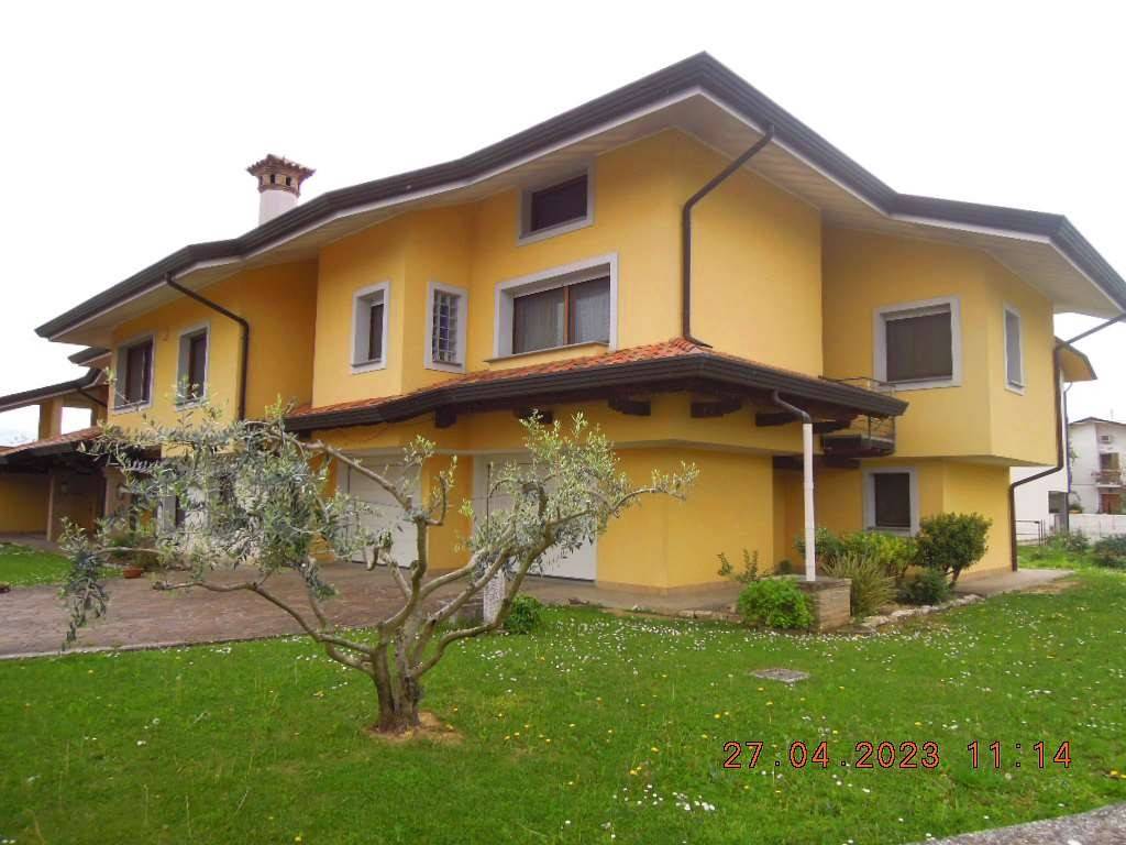 Villa in vendita a Cervignano del Friuli via italo svevo, 4