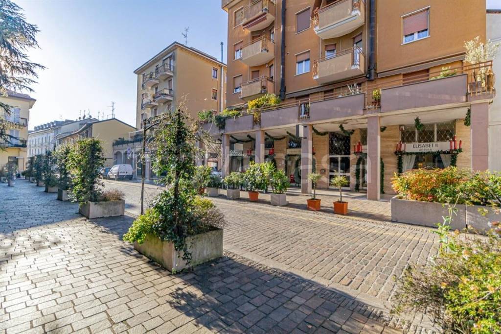 Appartamento in vendita a Villasanta via Giuseppe Mazzini, 51