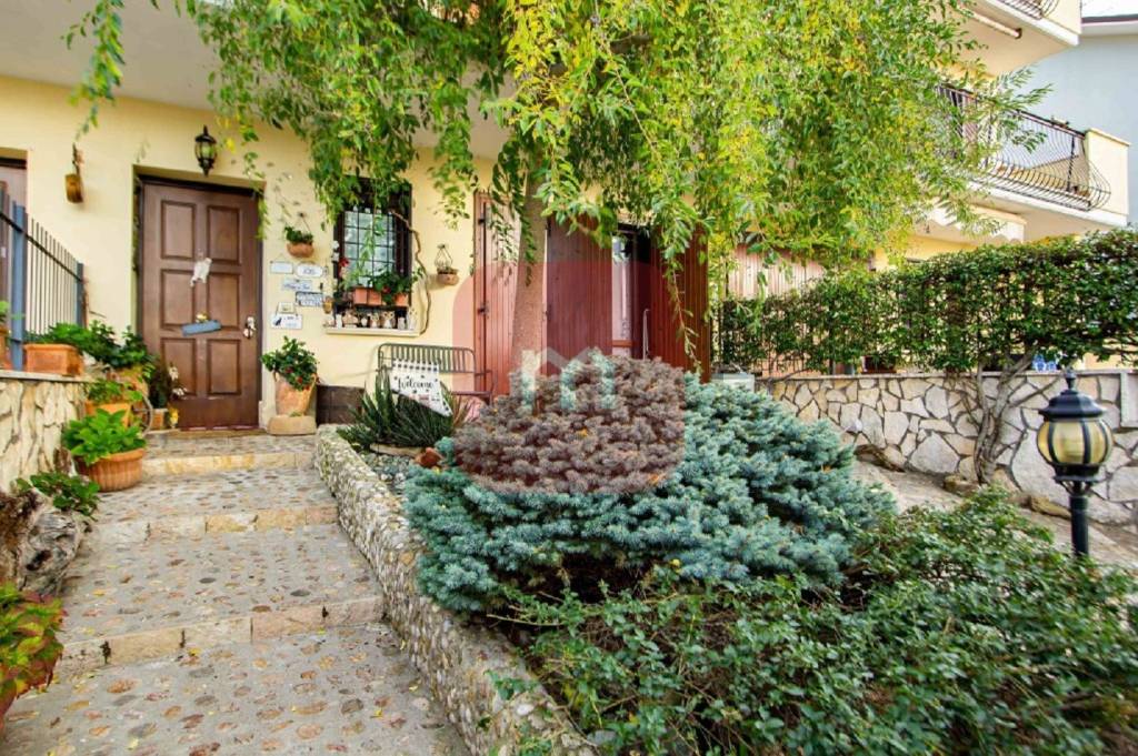 Villa a Schiera in vendita a Castel San Pietro Romano via Vito Fontana, 36