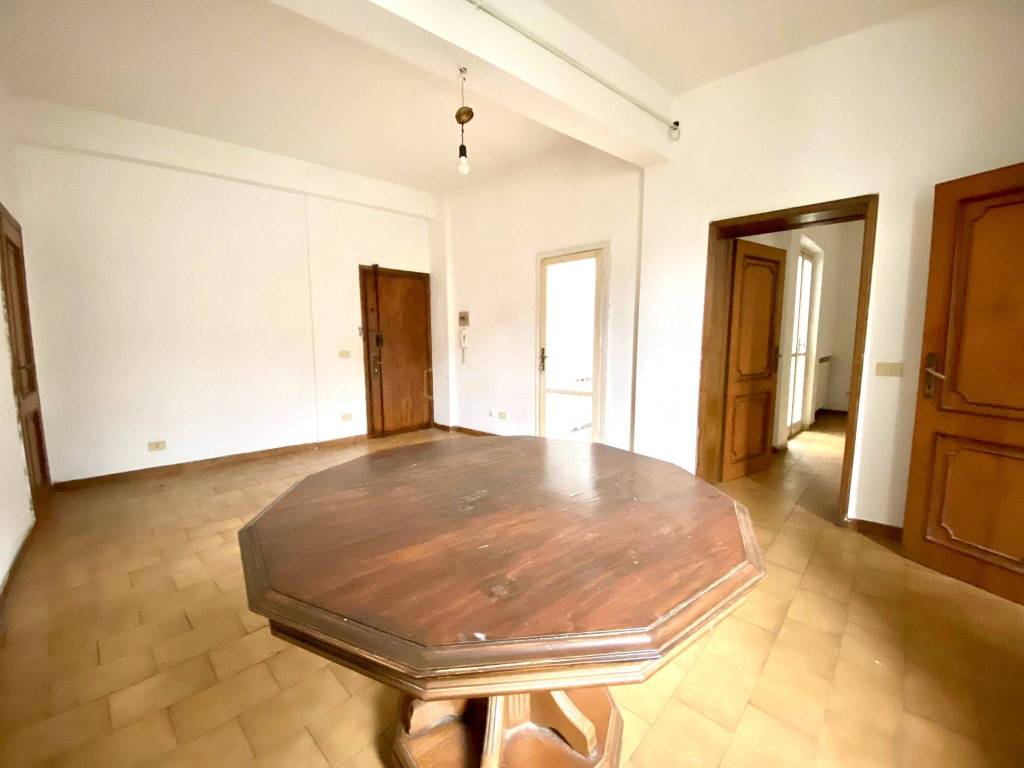 Appartamento in vendita a Reggio nell'Emilia via Caggiati, Reggio Emilia