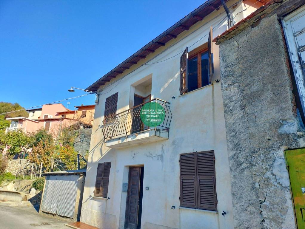 Casa Indipendente in vendita a Ranzo via Principale, Costa Bacelega