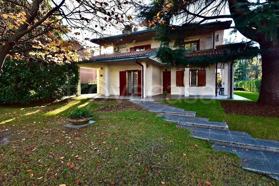 Villa Bifamiliare in vendita a Paderno Dugnano via Niccolò Machiavelli, 3
