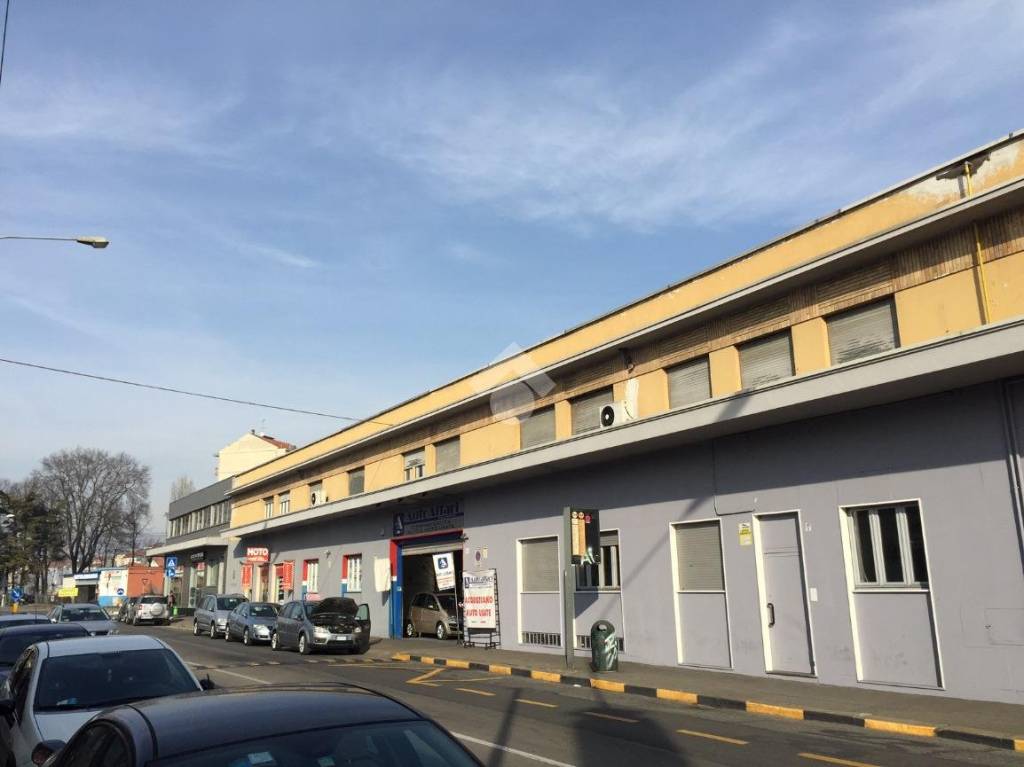 Ufficio in affitto a Torino via Monginevro, 280