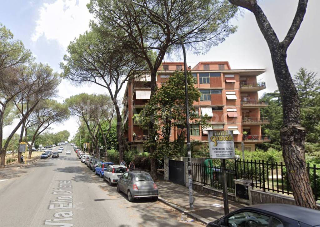 Appartamento in affitto a Roma via Elio Chianesi