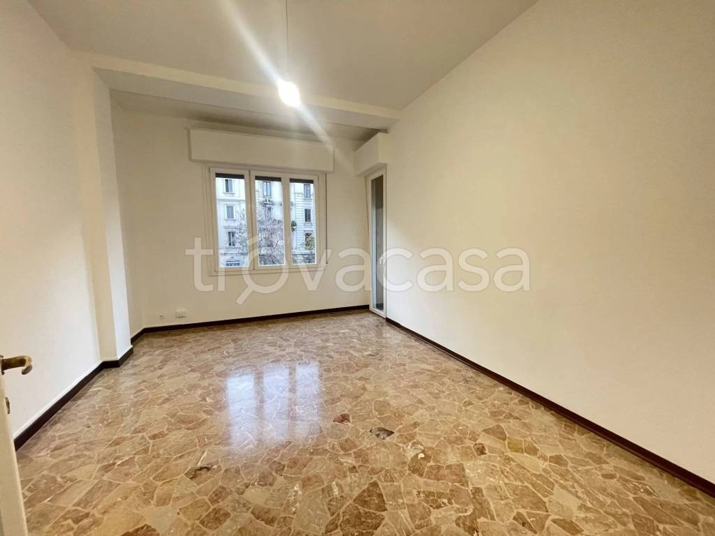 Appartamento in affitto a Milano viale Emilio Caldara