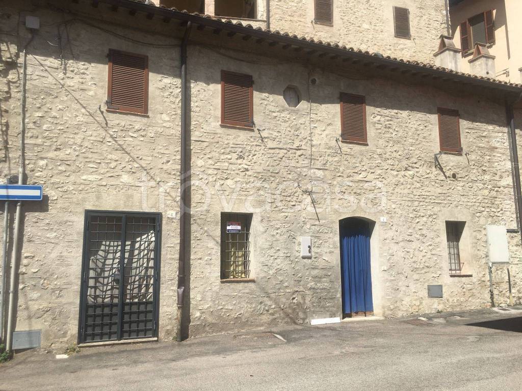 Casa Indipendente in in vendita da privato ad Arrone via del Mattatoio, 4