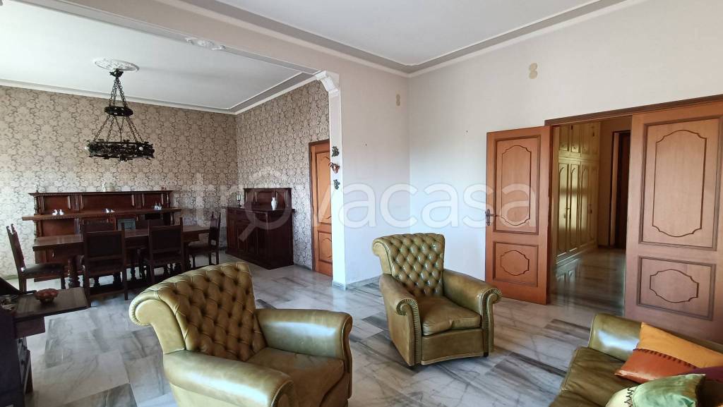 Villa Bifamiliare in vendita a Montecosaro strada Provinciale Bivio le Vergini Civitanova Marche