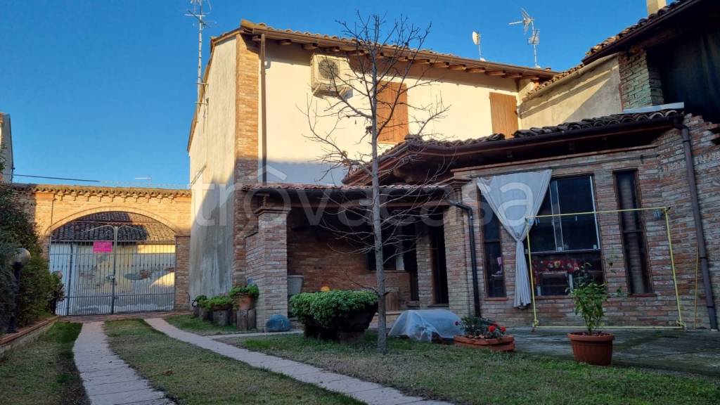 Villa in in vendita da privato a Torricella del Pizzo via Roma, 67