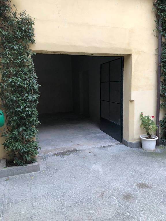 Magazzino in in affitto da privato a Casale Monferrato via Alessandro Savio, 19