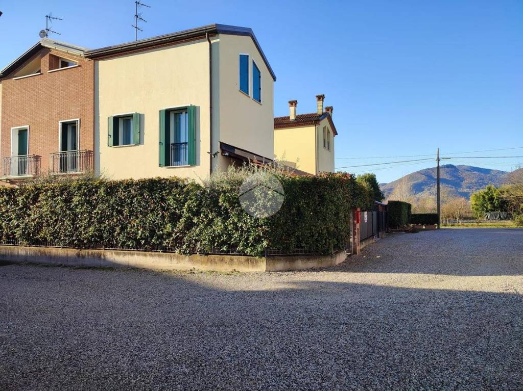 Villa Bifamiliare in vendita a Torreglia via lunghina, 10