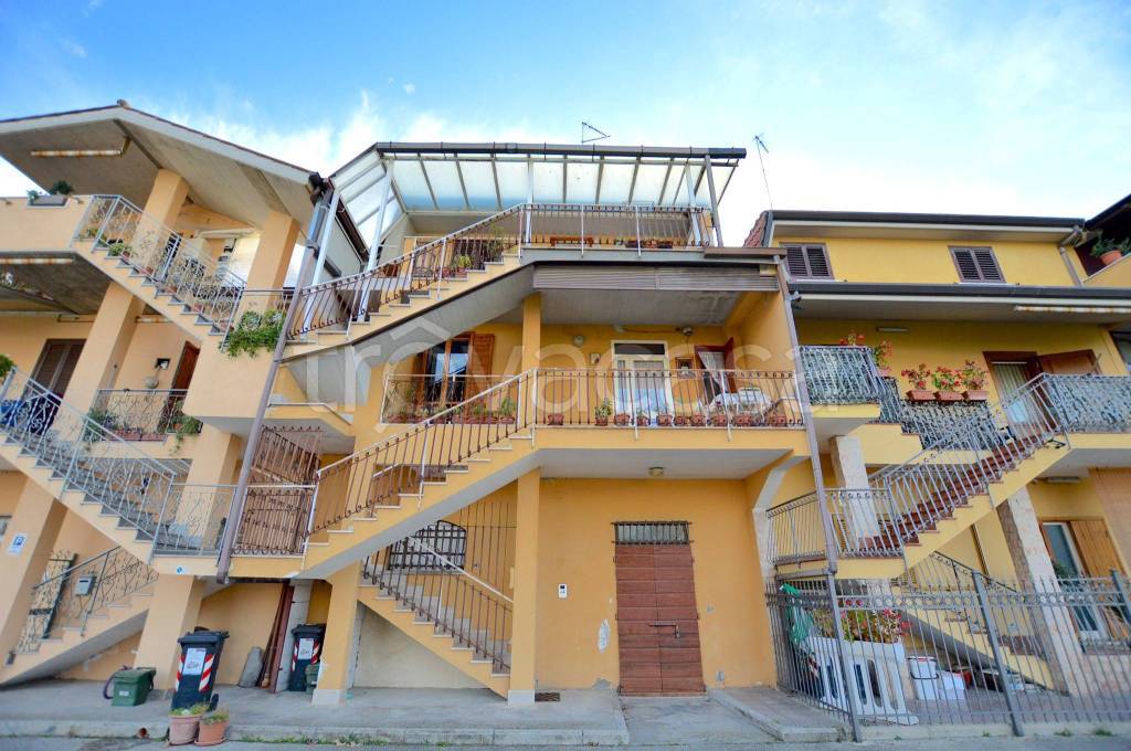 Appartamento in vendita a Monterotondo via Salaria, 88
