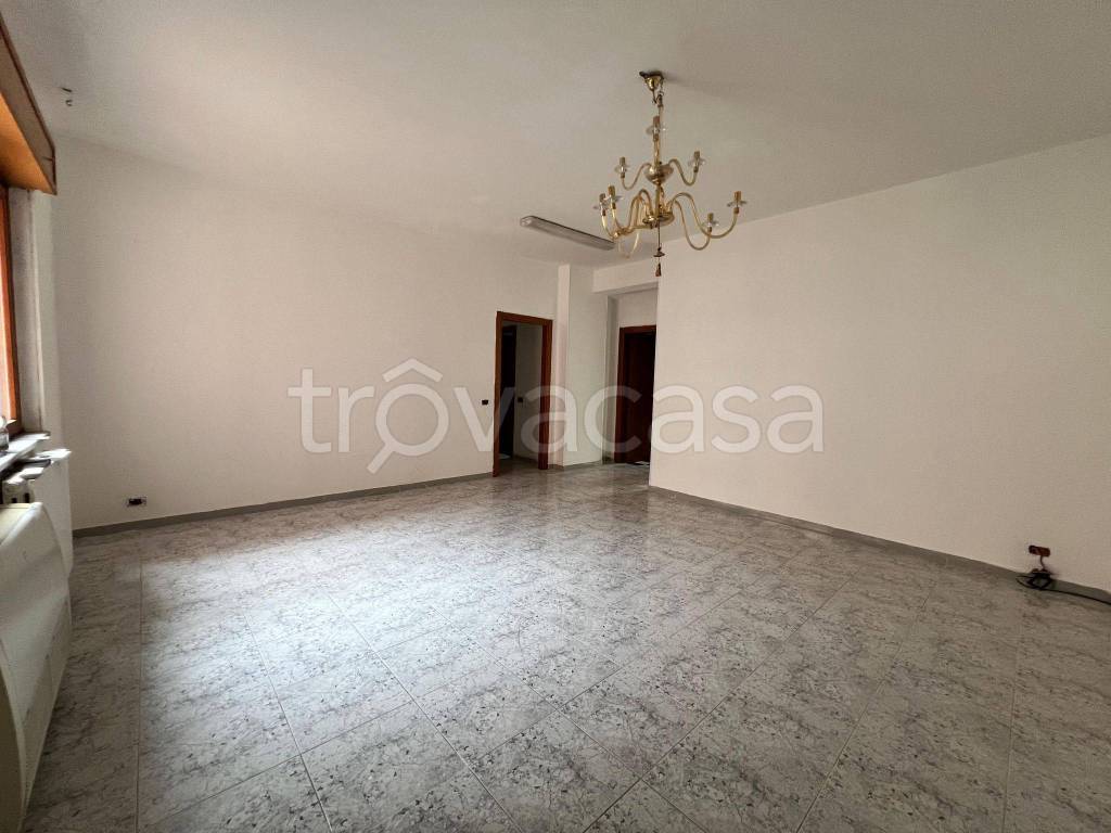 Appartamento in in vendita da privato a Crotone via Giovanni Paolo ii, 5