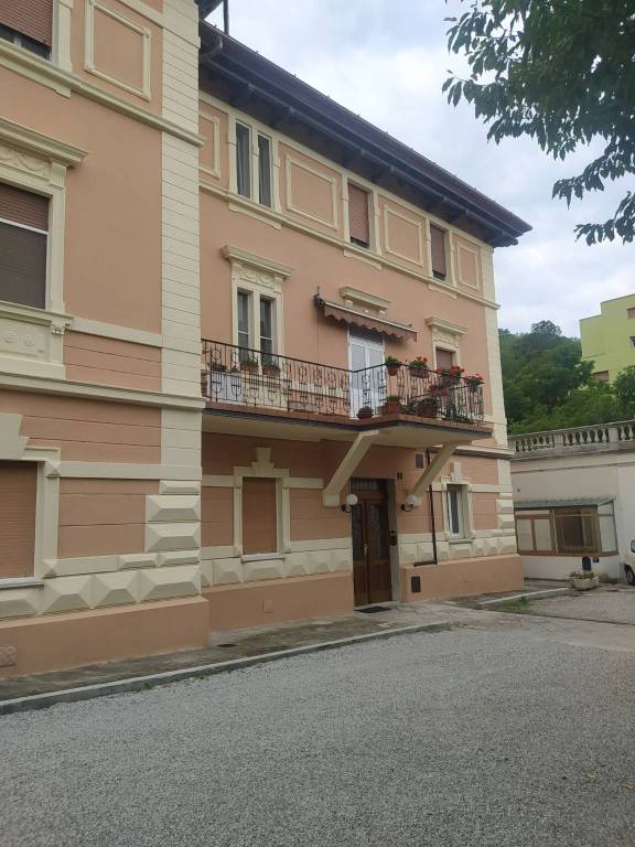 Appartamento in in vendita da privato a Trieste via Ippolito Pindemonte, 9