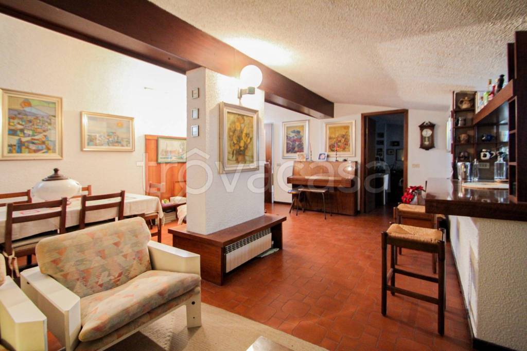 Appartamento in vendita a Fagnano Olona via Luigi Cadorna, 29
