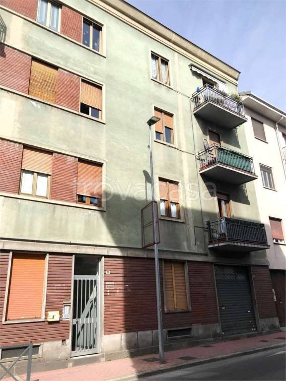 Ufficio in vendita a Novara via Giovanni Gnifetti, 20