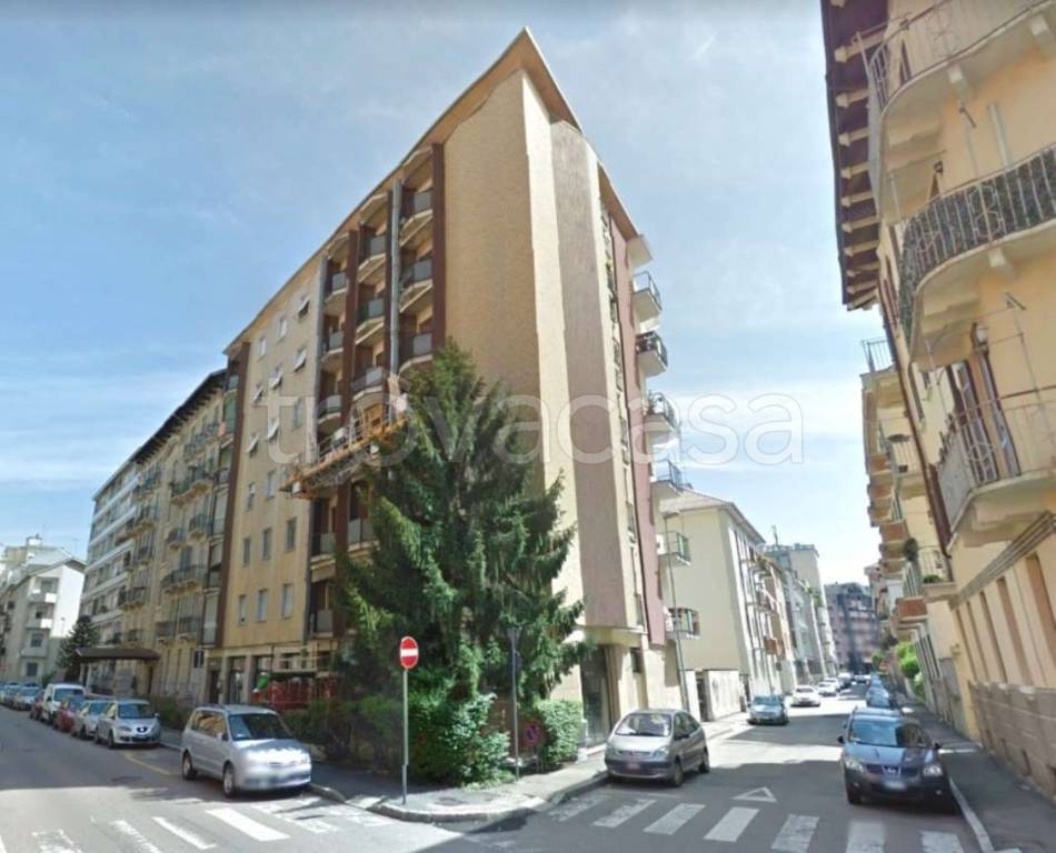 Appartamento in vendita a Novara via Piave, 15