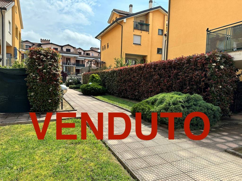 Appartamento in vendita a San Martino Siccomario via Aldo Moro, 16/a