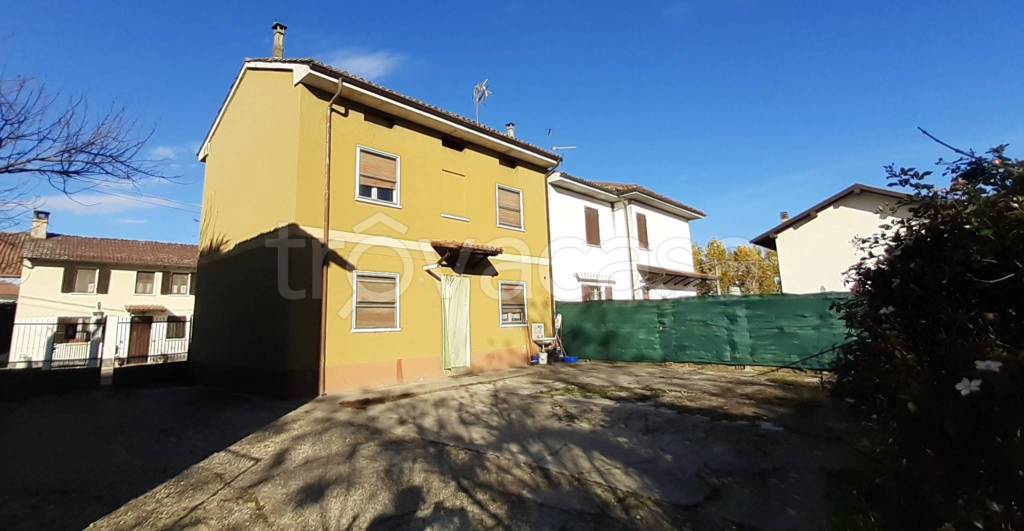 Casa Indipendente in vendita a Gropello Cairoli via Roma, 35