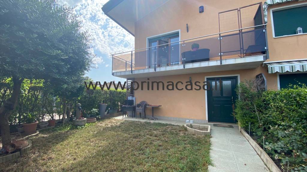 Villa Bifamiliare in vendita a Salzano via Montegrappa, 60