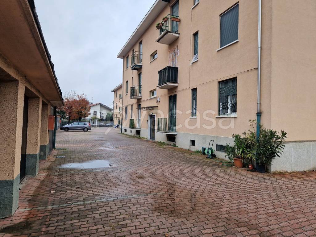 Appartamento in vendita a Pogliano Milanese via Guglielmo Marconi, 8