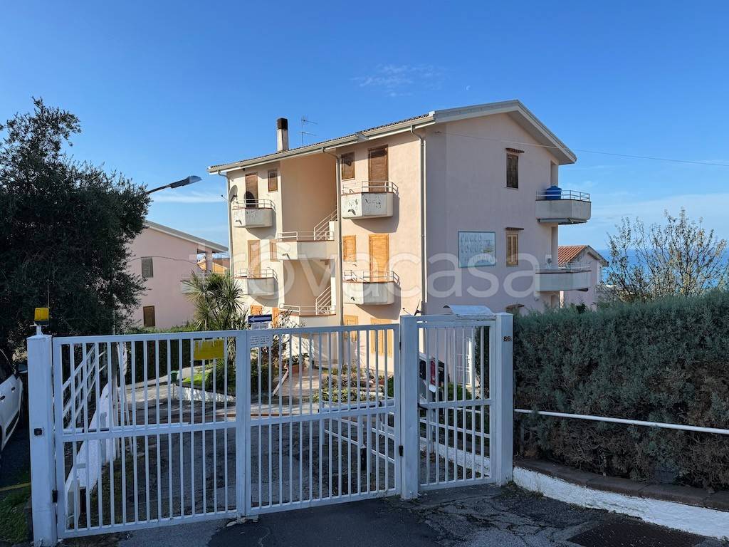 Appartamento in vendita a San Nicola Arcella piazza Biagio Altieri, 1