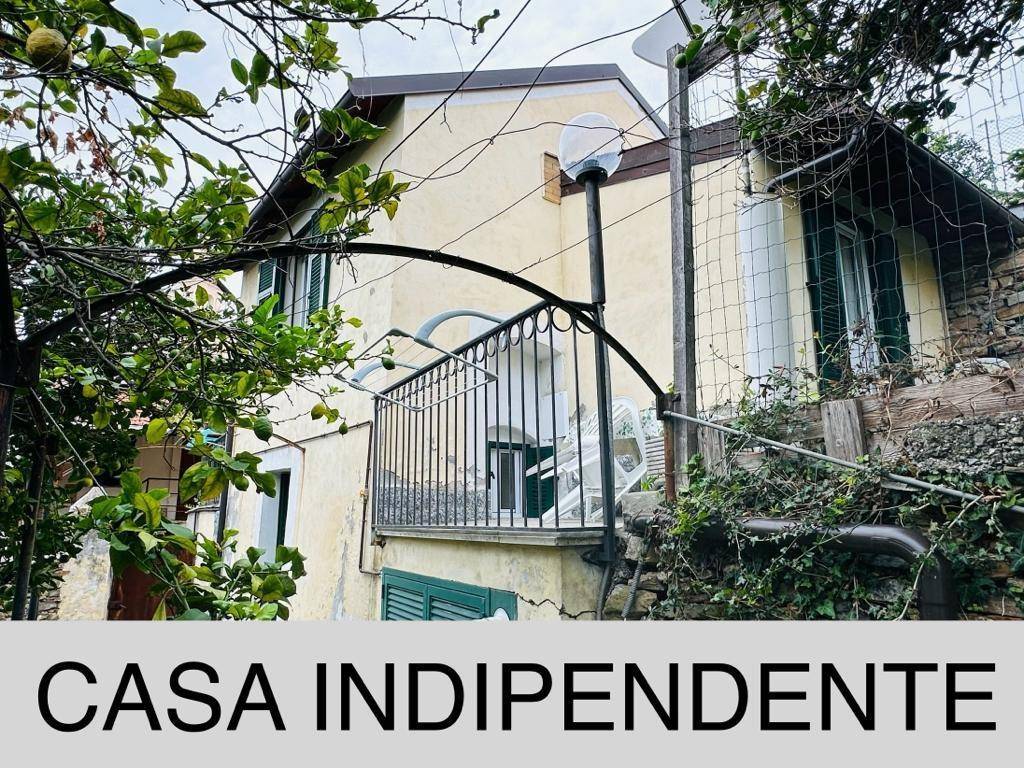 Casa Indipendente in vendita a Diano Marina strada Serreta Imperia