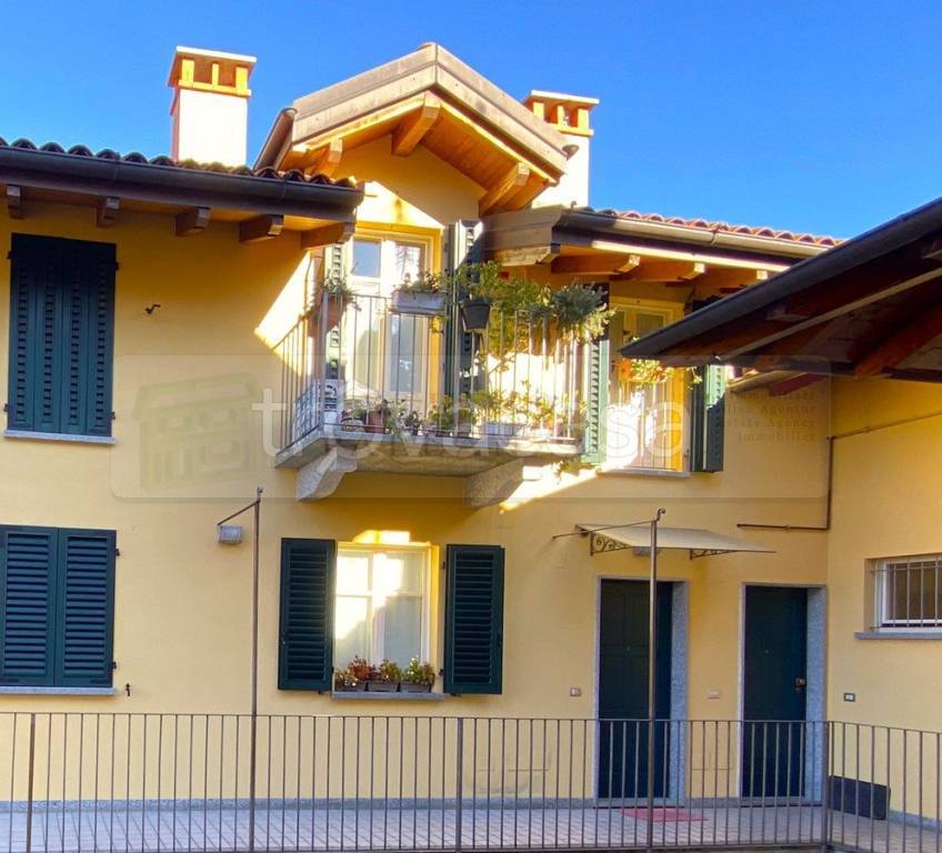 Appartamento in vendita a Verbania via Montebello