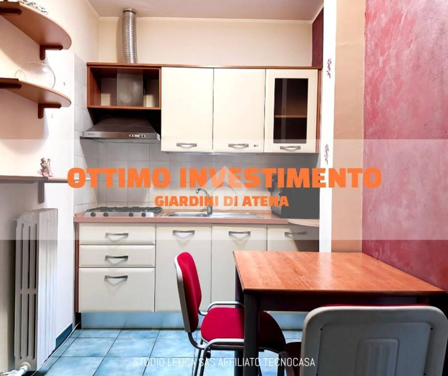 Appartamento in vendita a Lizzanello via Montenegro, 181