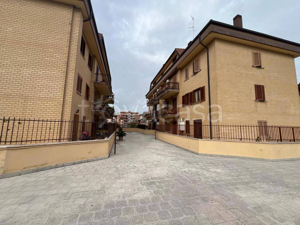 Appartamento in vendita a Mentana via Gaetano Lodi , 10