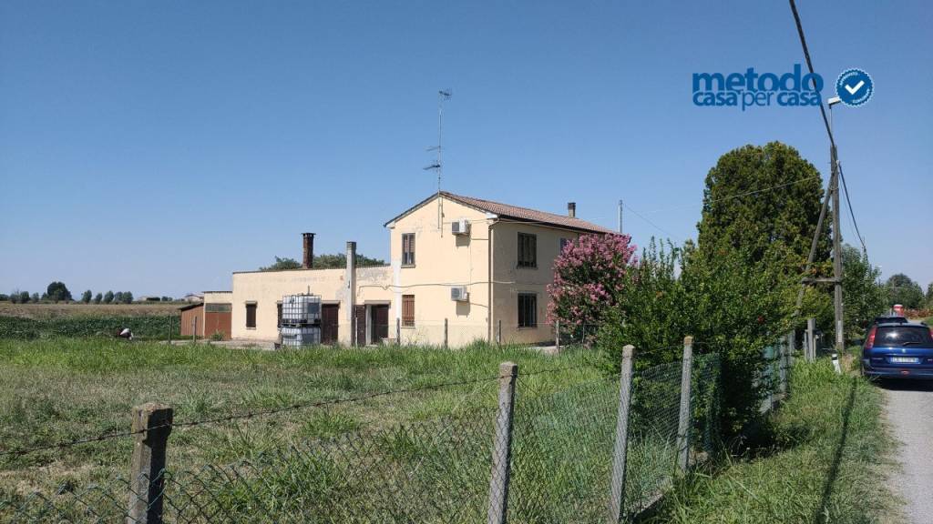 Casa Indipendente in vendita a Villanova Marchesana villanova Marchesana Via Sabbionara