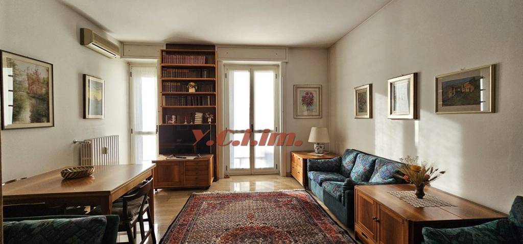 Appartamento in vendita a Milano viale Legioni Romane, 46