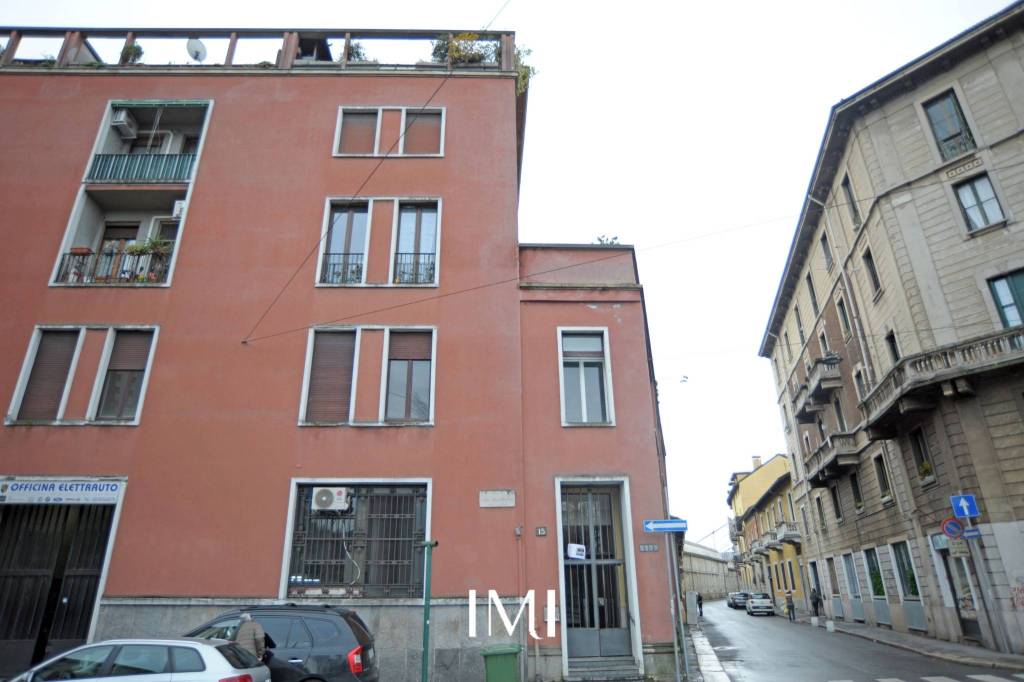 Appartamento in vendita a Milano via Antonio Mambretti, 15