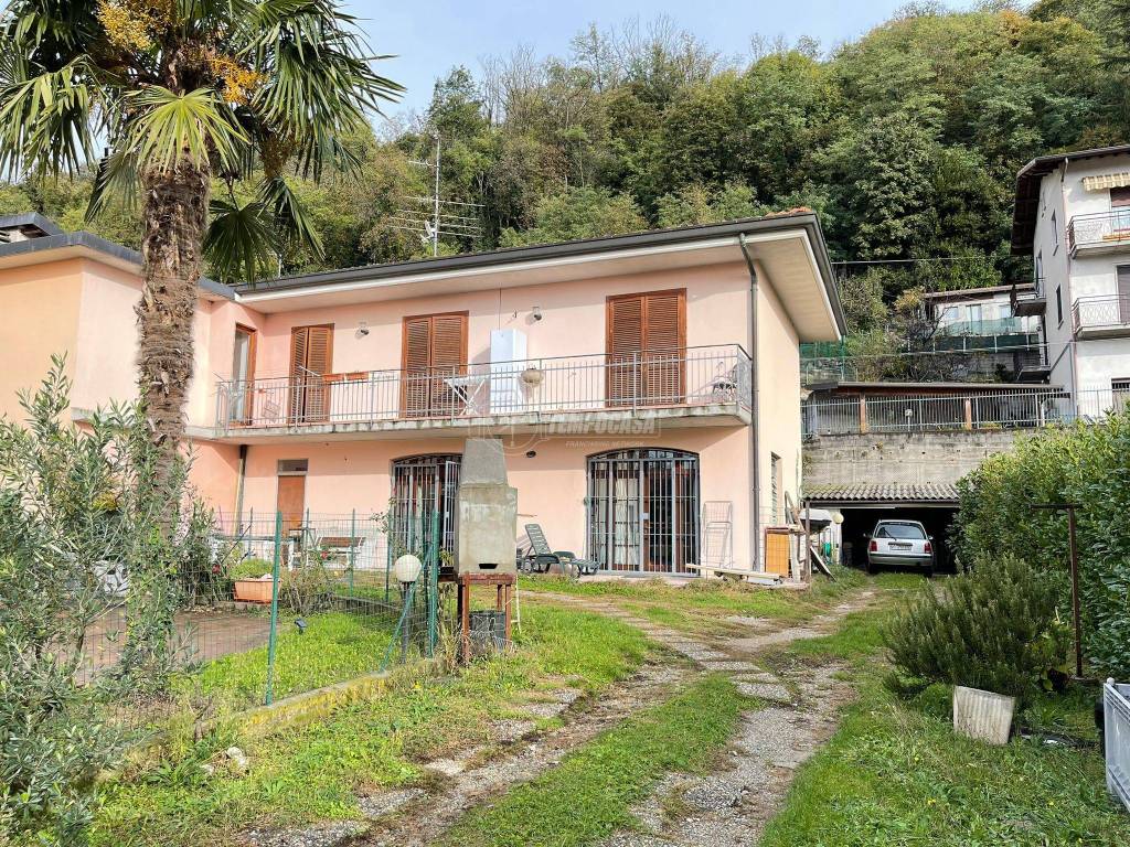 Villa Bifamiliare in vendita ad Albese con Cassano via Sirtolo 20/a