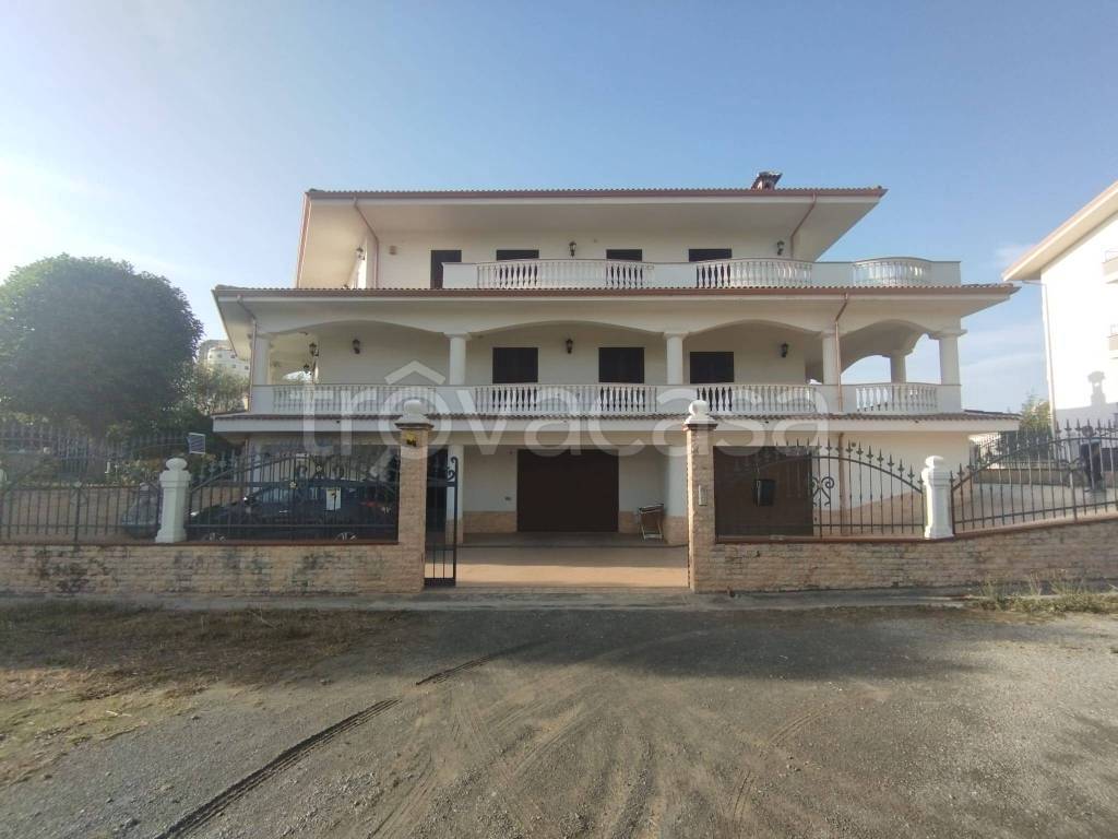 Villa in vendita a Grisolia corso Scalo Ferroviario, 49