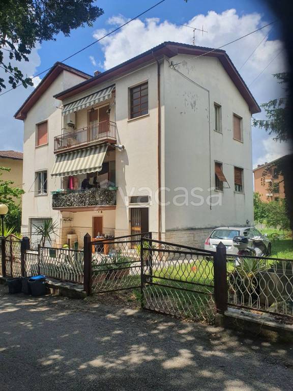 Villa Bifamiliare in in vendita da privato a Terni strada di Scentelle, 20
