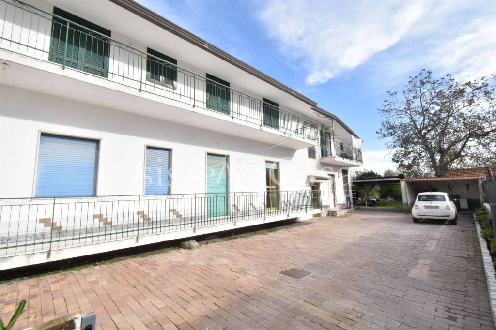 Villa Bifamiliare in vendita a Somma Vesuviana via Zingariello, 1