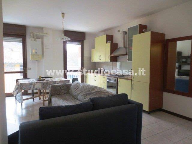 Appartamento in vendita a Caprino Bergamasco via Cava di Sopra, 14