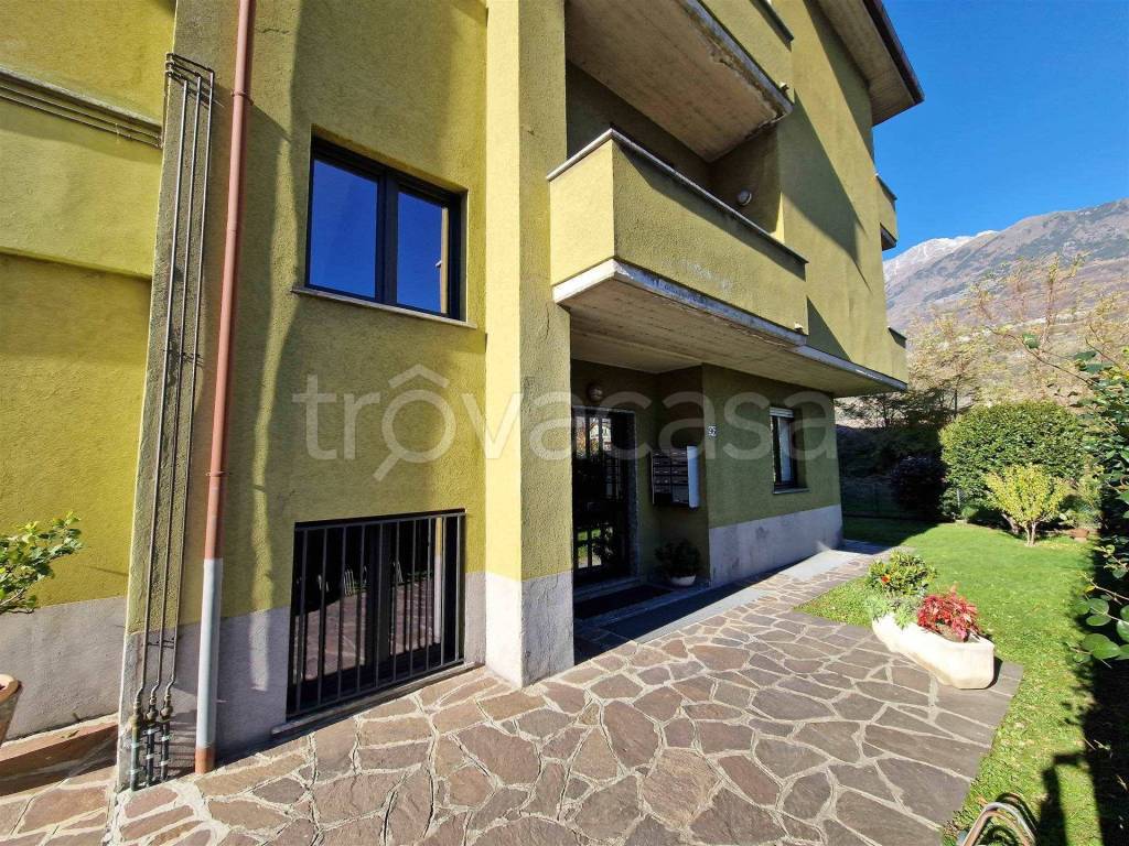 Appartamento in vendita a Cosio Valtellino via Stelvio, 88