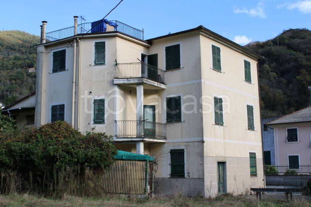 Casa Indipendente in vendita a Cicagna via Quartaie