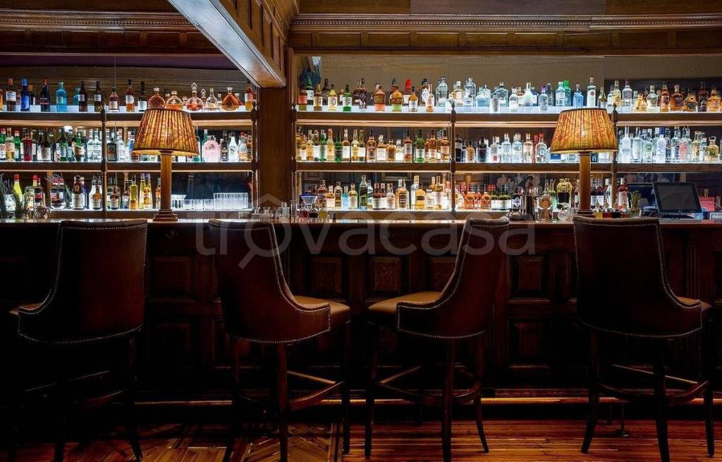 Bar in affitto a Montignoso