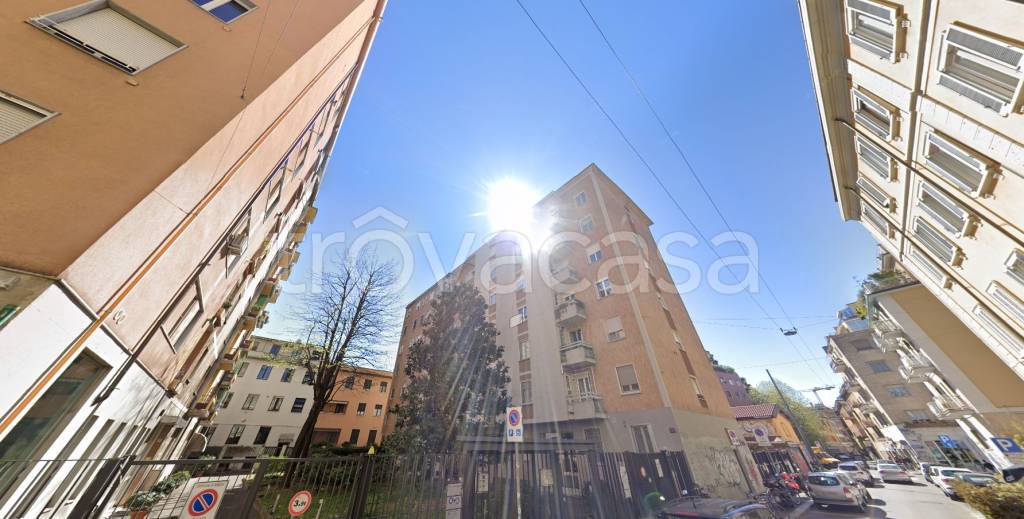 Appartamento in affitto a Milano via Fra' Luca Pacioli