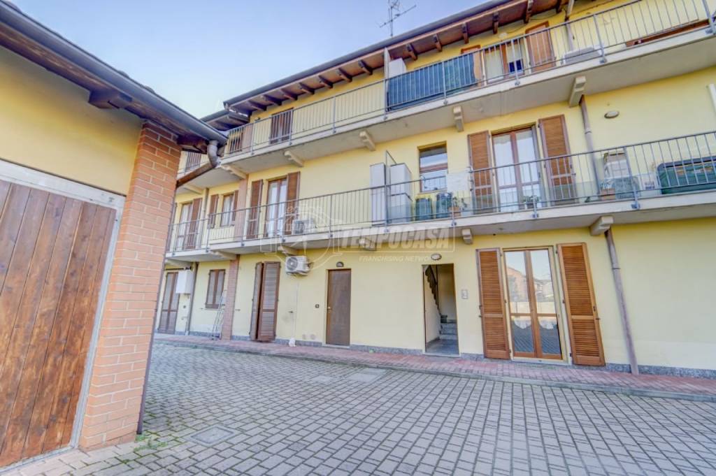 Appartamento in vendita a Cameri via Giuseppe Mazzini