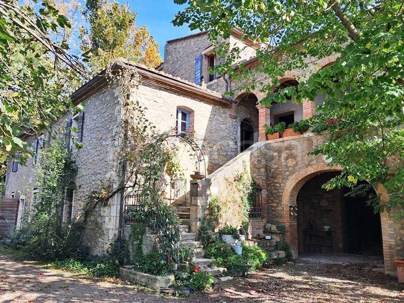 Casale in vendita a Rapolano Terme podere Capannacce
