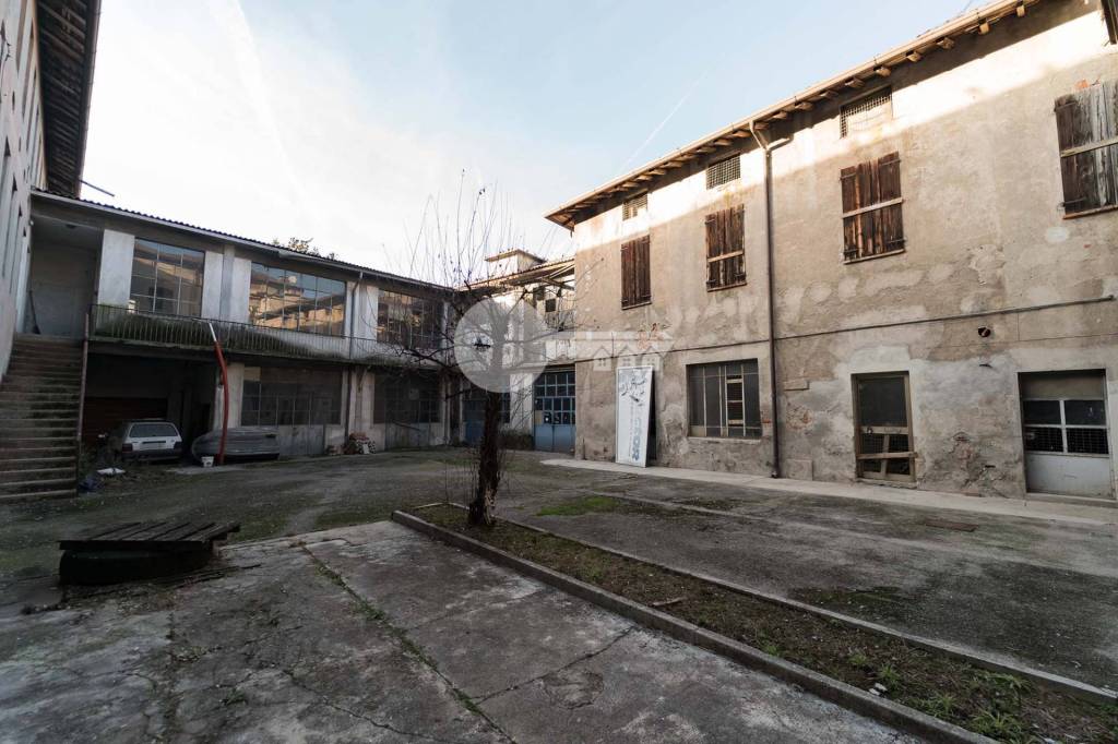 Casa Indipendente in vendita a Bagnolo Mella via pittore renica, 2