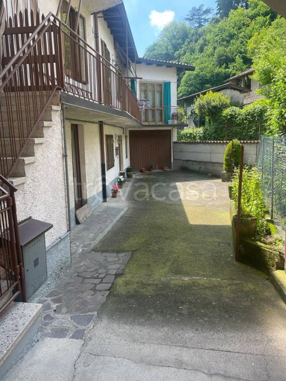 Appartamento in vendita a Borgo di Terzo via Mura