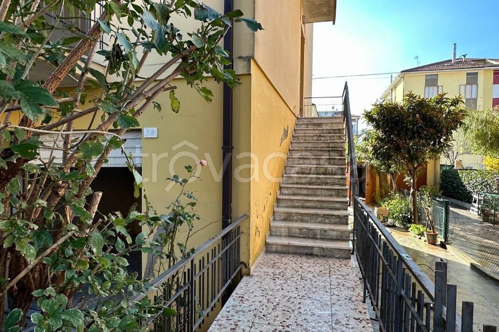 Appartamento in vendita a Pesaro via alessandrini, 20