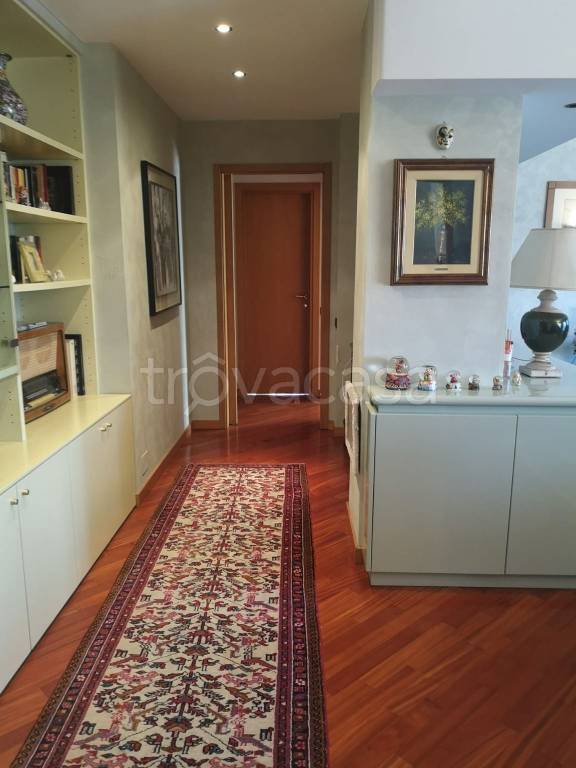 Appartamento in vendita a Vigevano corso Novara, 131