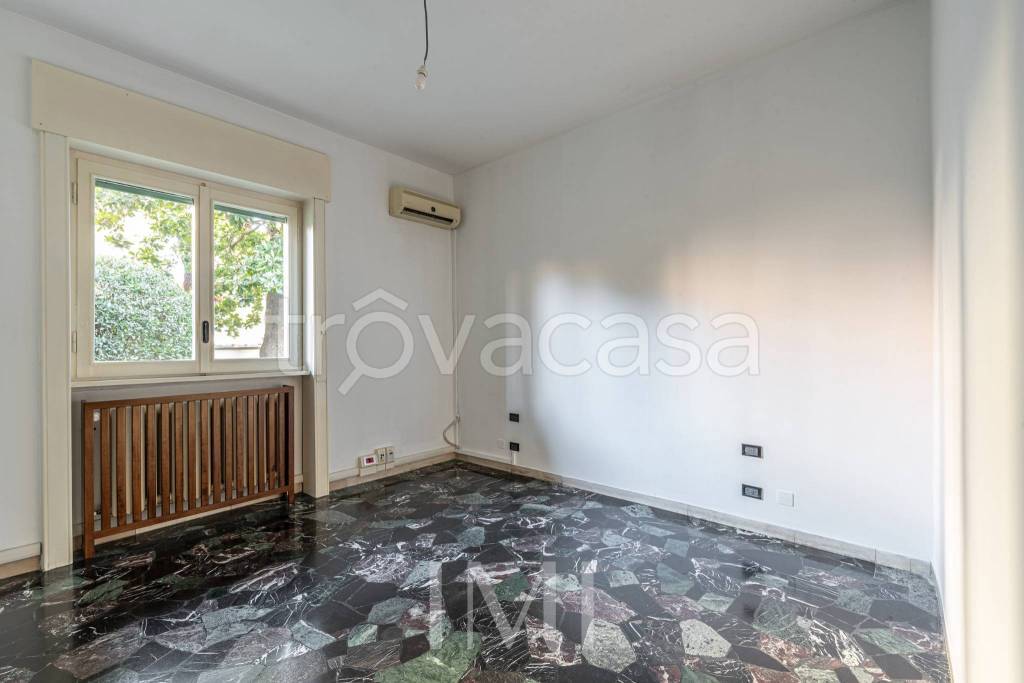 Appartamento in vendita a Milano via Carlo Ravizza, 18